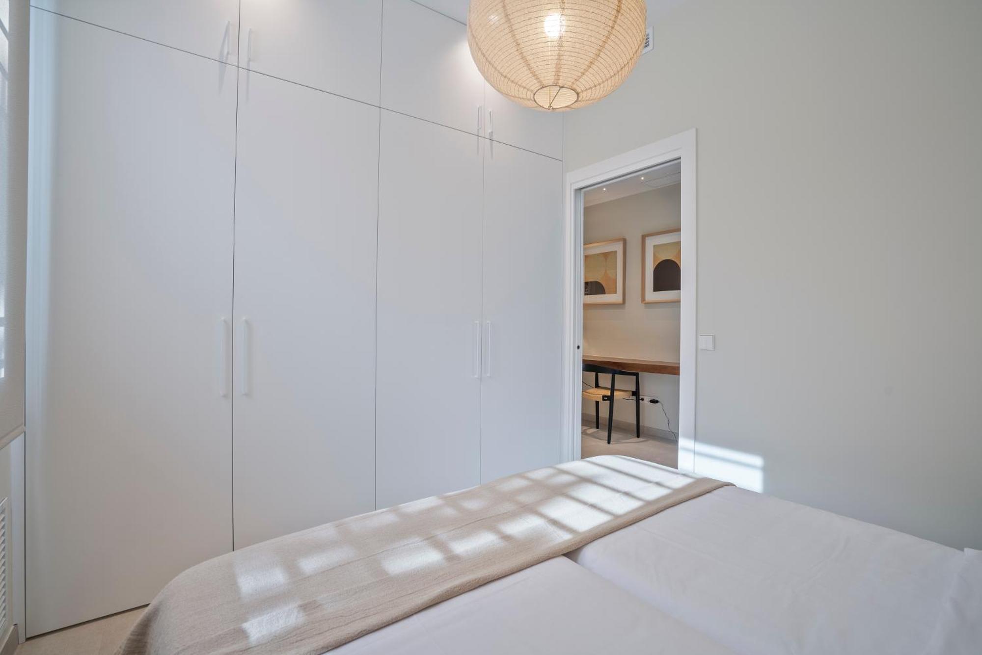 Sitges Spaces Garden Condo-2 Bedrooms, 2 Bathrooms, Garden Terrace, Near Center, Sleeps Up To 6- Monthly Rentals Only Екстер'єр фото