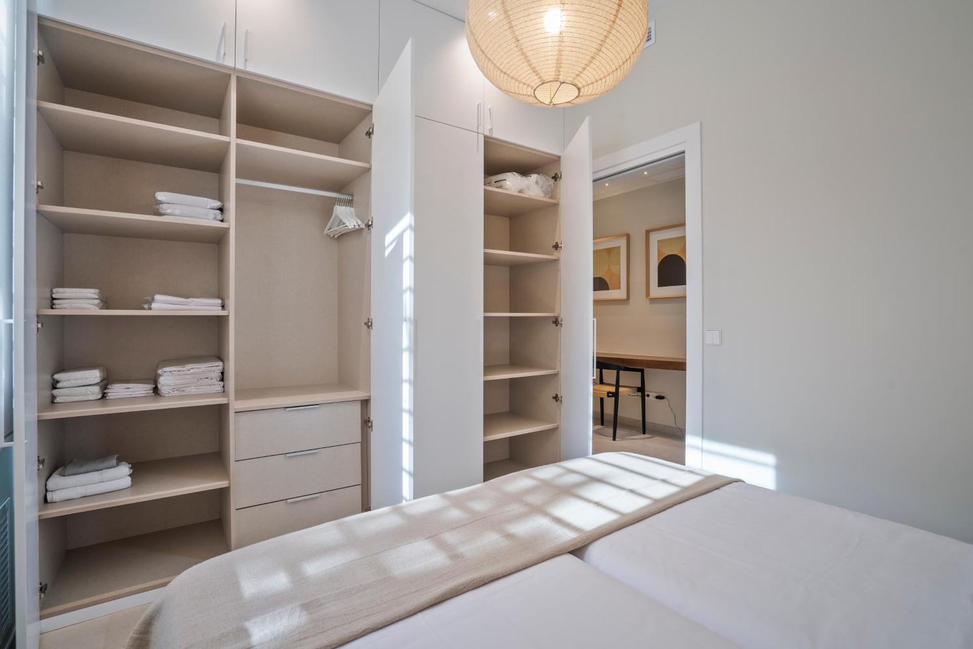 Sitges Spaces Garden Condo-2 Bedrooms, 2 Bathrooms, Garden Terrace, Near Center, Sleeps Up To 6- Monthly Rentals Only Екстер'єр фото