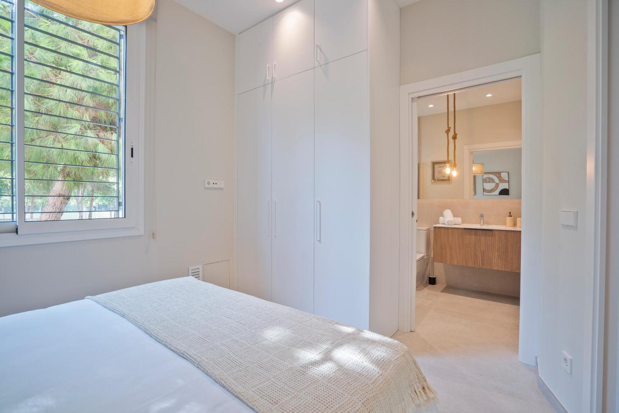 Sitges Spaces Garden Condo-2 Bedrooms, 2 Bathrooms, Garden Terrace, Near Center, Sleeps Up To 6- Monthly Rentals Only Екстер'єр фото