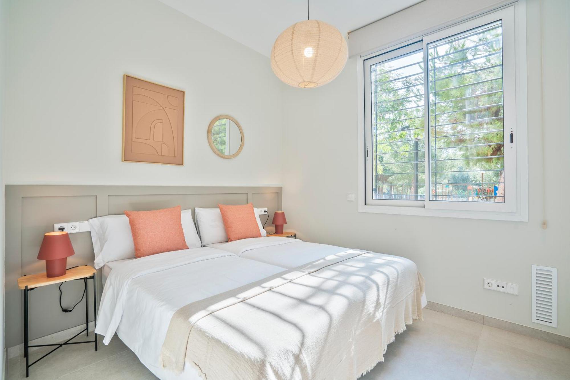 Sitges Spaces Garden Condo-2 Bedrooms, 2 Bathrooms, Garden Terrace, Near Center, Sleeps Up To 6- Monthly Rentals Only Екстер'єр фото